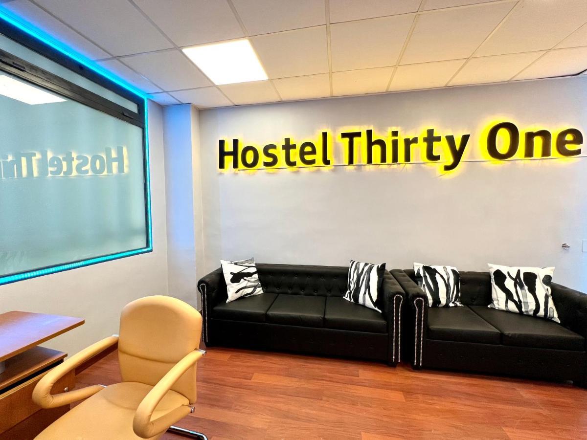 Hostel Thirty One Madrid Kültér fotó