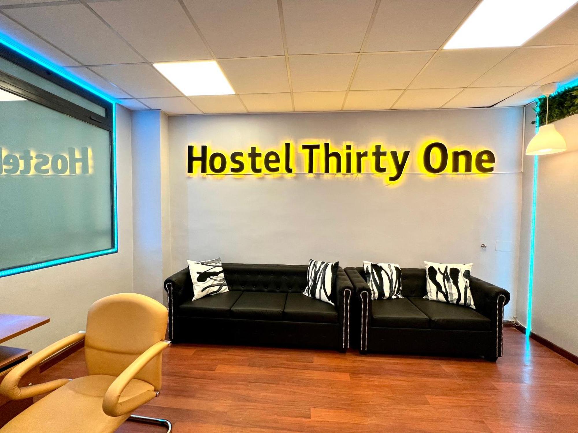 Hostel Thirty One Madrid Kültér fotó